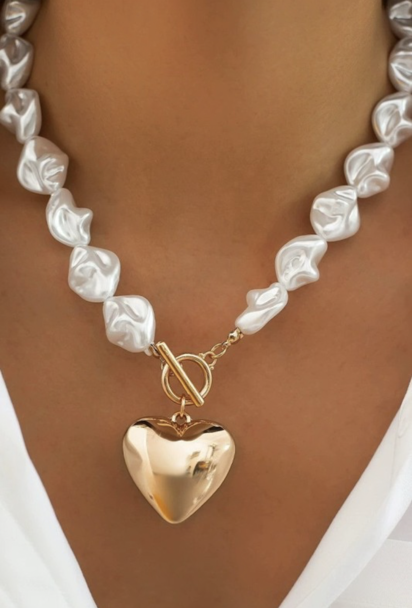 Pearl Kiss Necklace