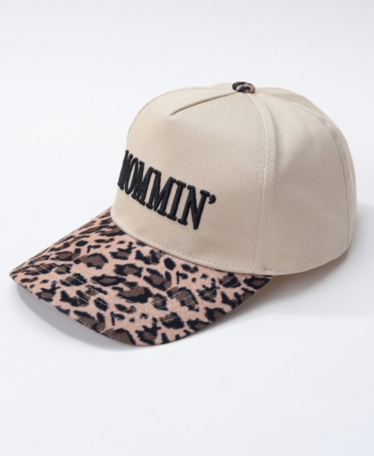 Mommin trucker hat