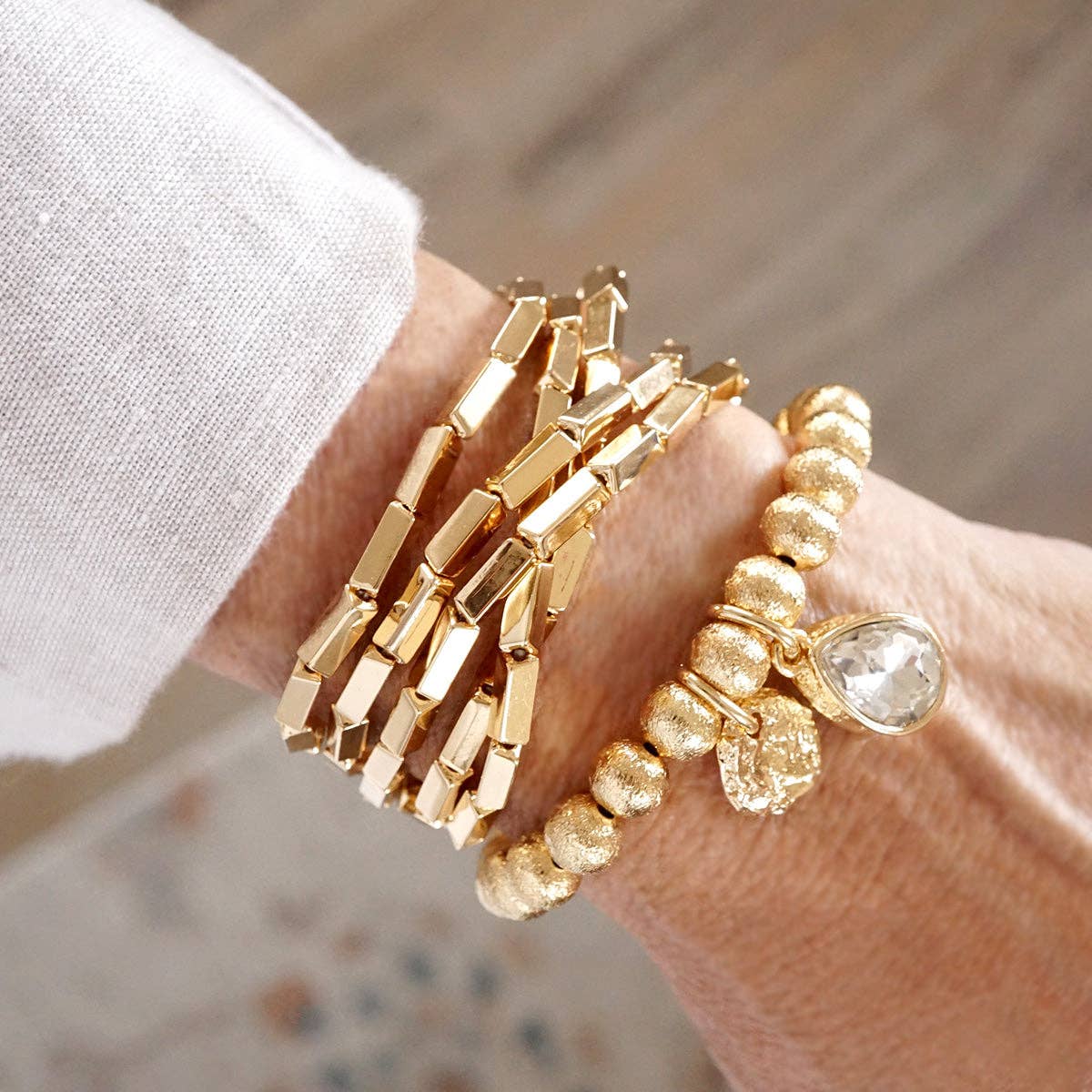 Light Gleam – Set of 5 Reflective Block Bead Bracelets