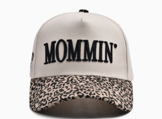 Mommin trucker hat